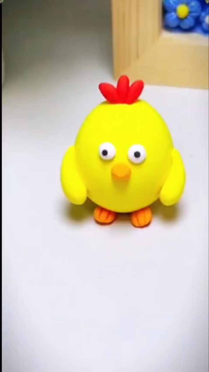 小鸡小鸡叽叽叽，用粘土做的小鸡太可爱了吧