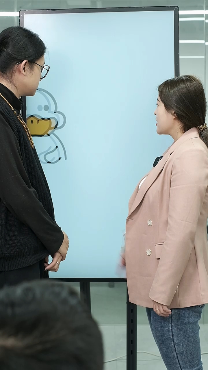 小黄鸭童鞋的LOGO,最后的设计,你看到鸭子了吗?#品牌设计