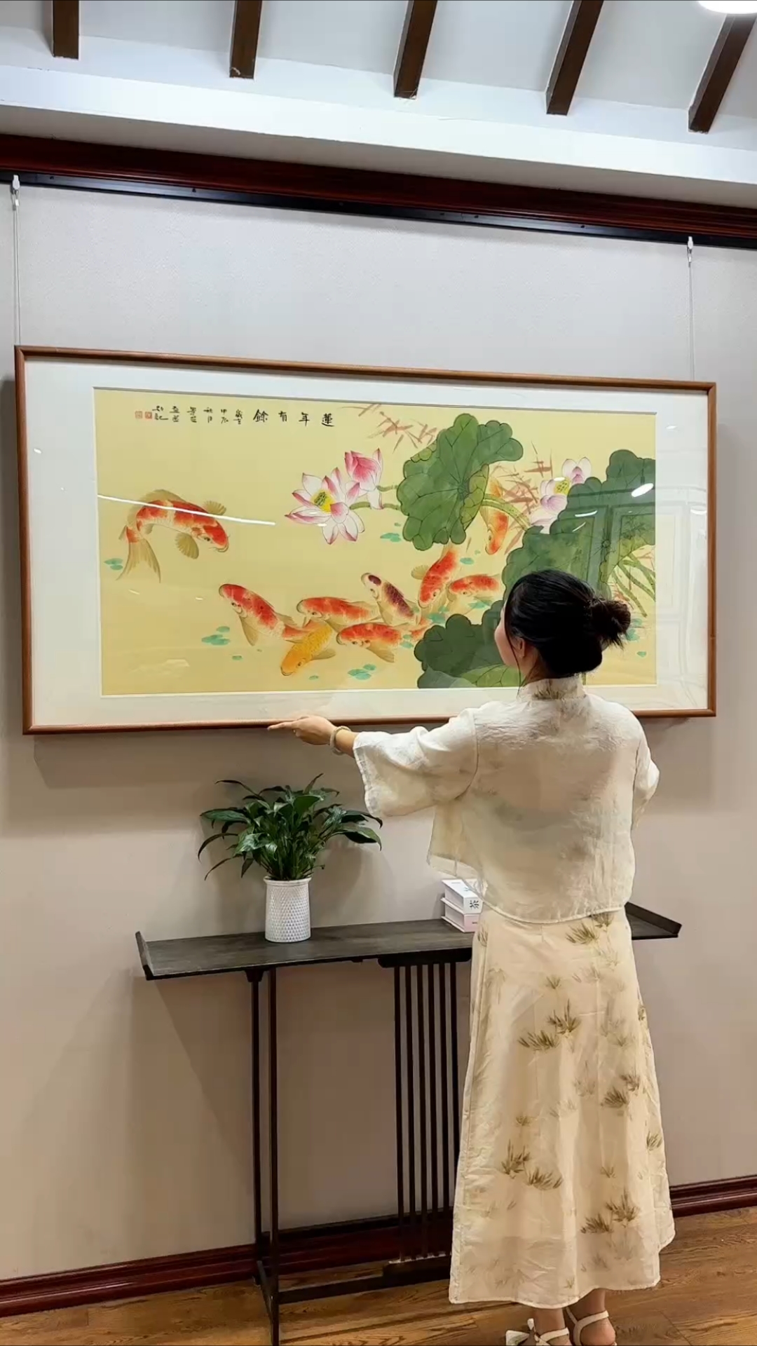 这幅九鱼图工笔荷花,挂在客厅也太好看了吧#装饰画#新中式挂画