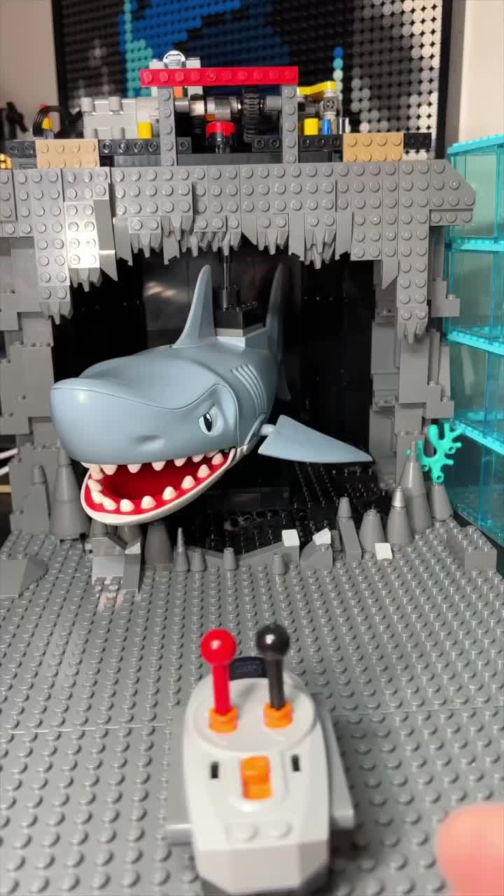 lego积木 遥控乐高得宝鲨鱼