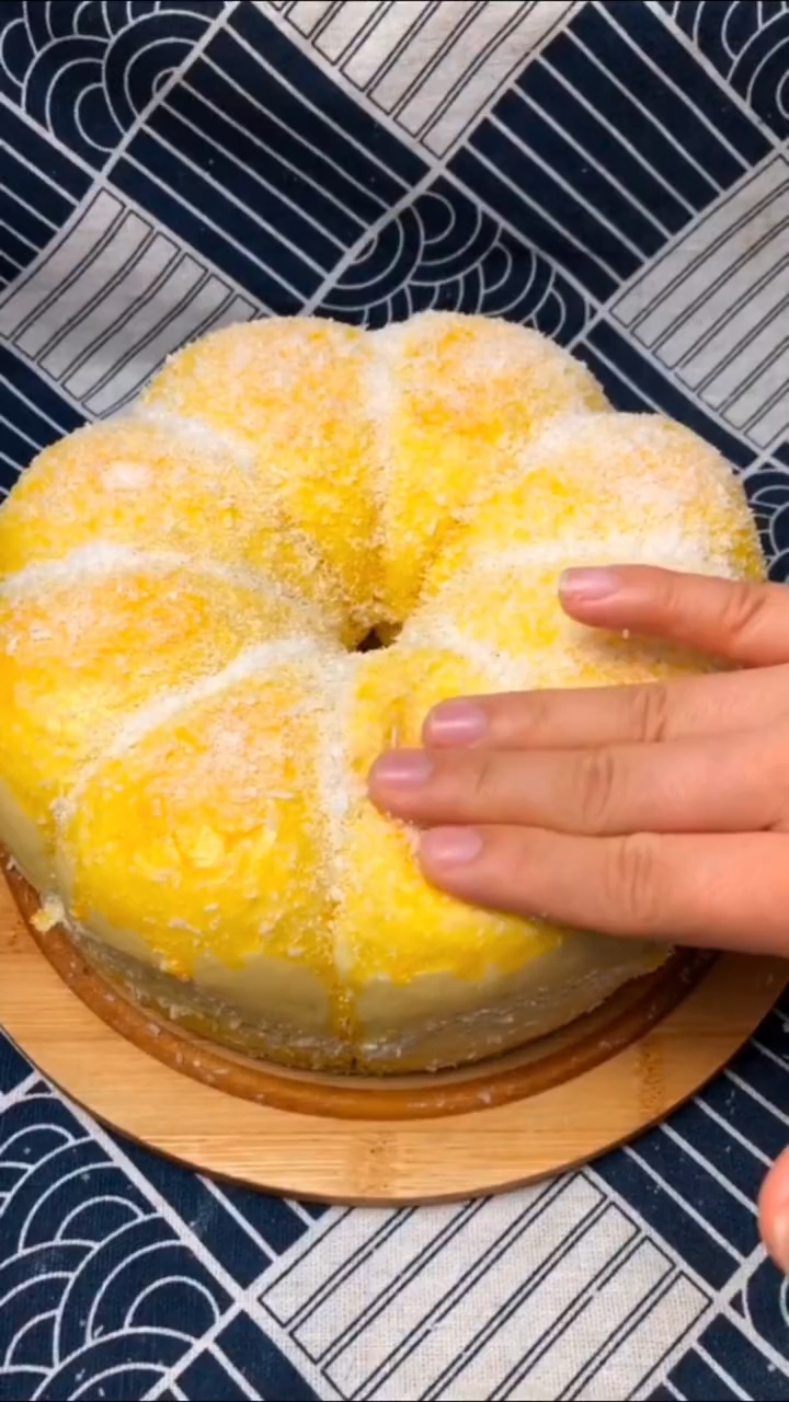 椰蓉大面包详细教程来,简单易学又好吃!