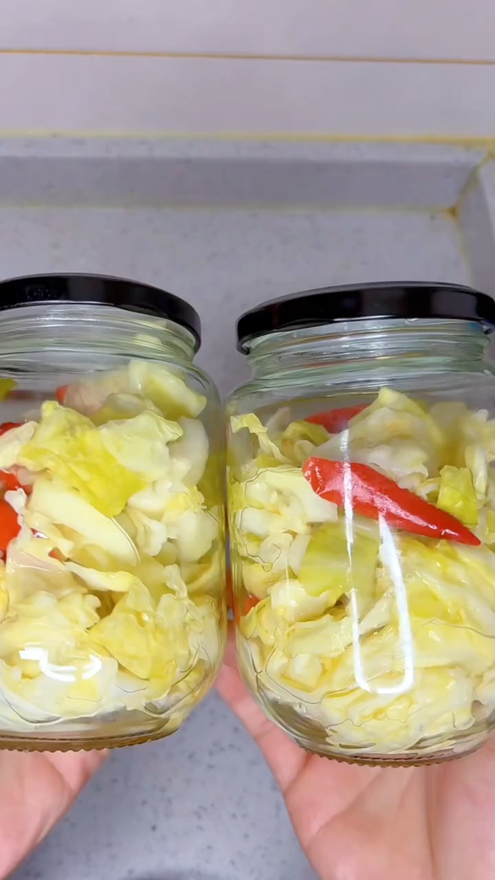 腌泡菜 在家自制泡菜，简单好吃 ！