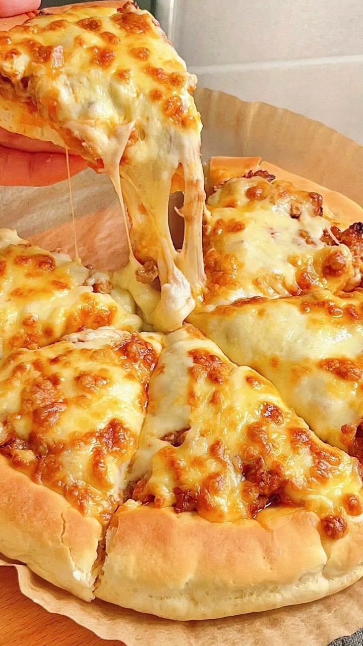 披萨炫起来，一口接一口！