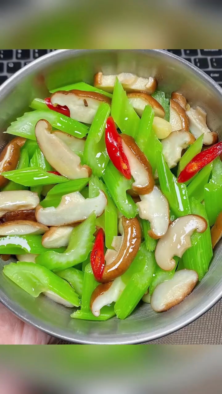 讲真的..这才是小炒素菜的天花板做法 金牌月嫂教我的八道素菜