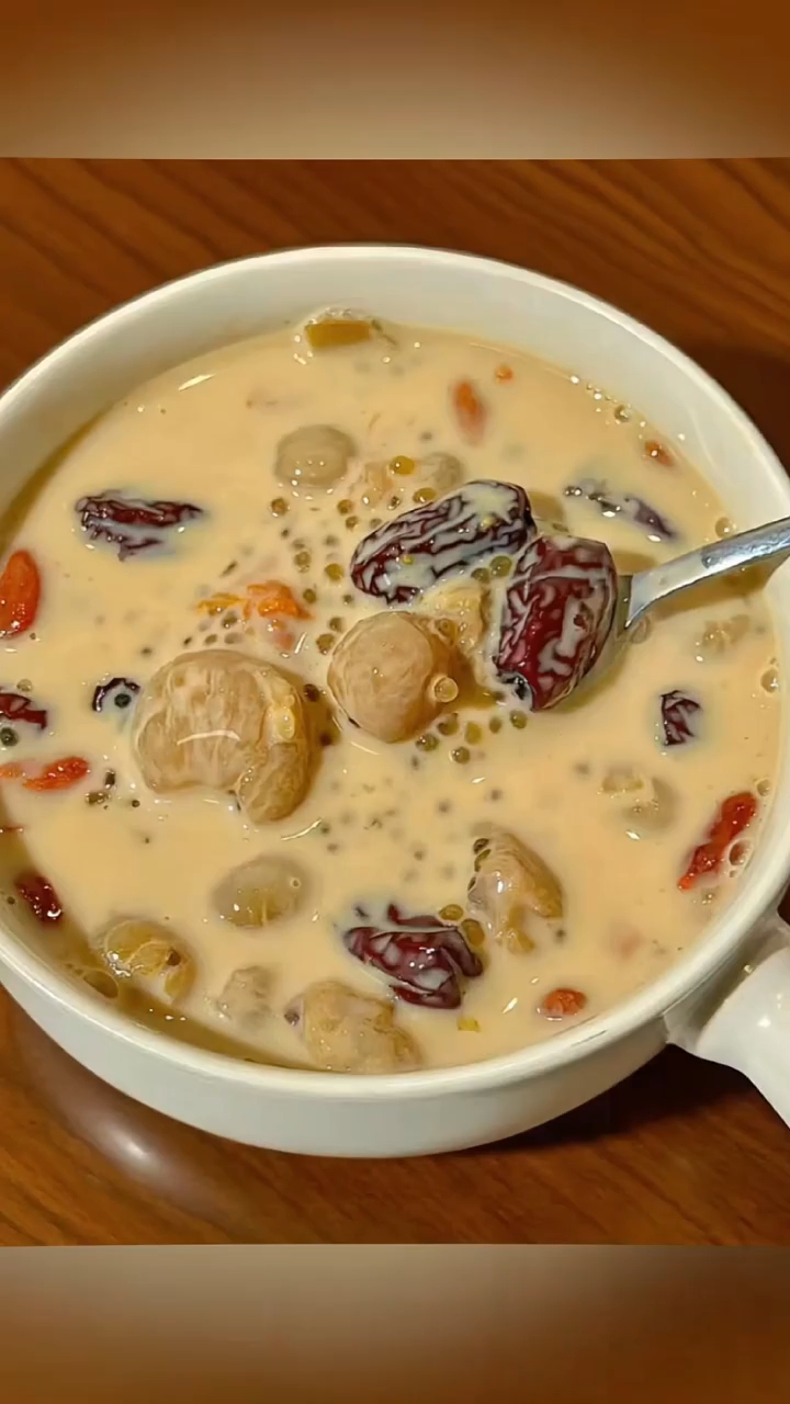 讲真冬天女孩子一定要多喝这些! 冬天代替奶茶的八种养生热饮!
