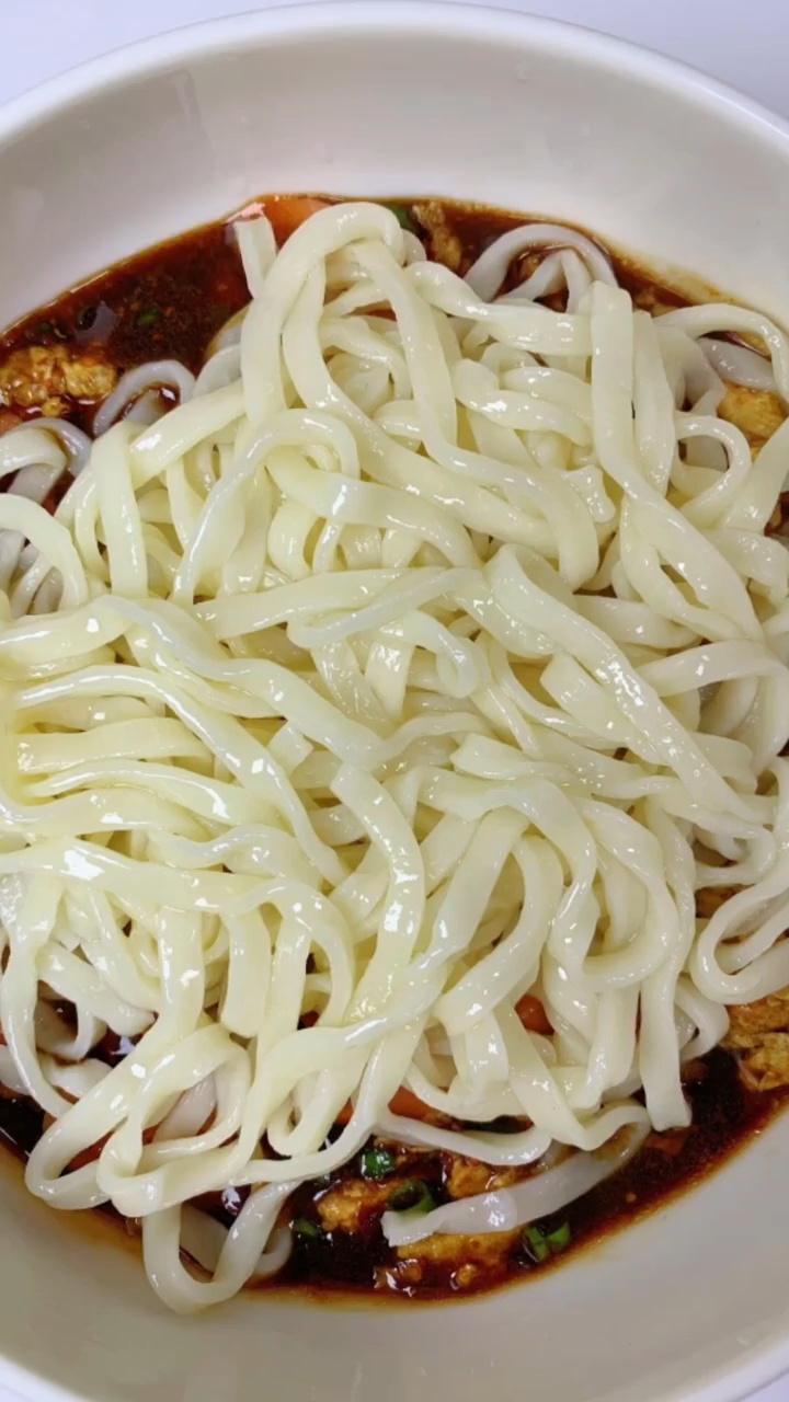 这才是面条的天花板做法！ 妈妈一定要学会的八种面条花样做法！