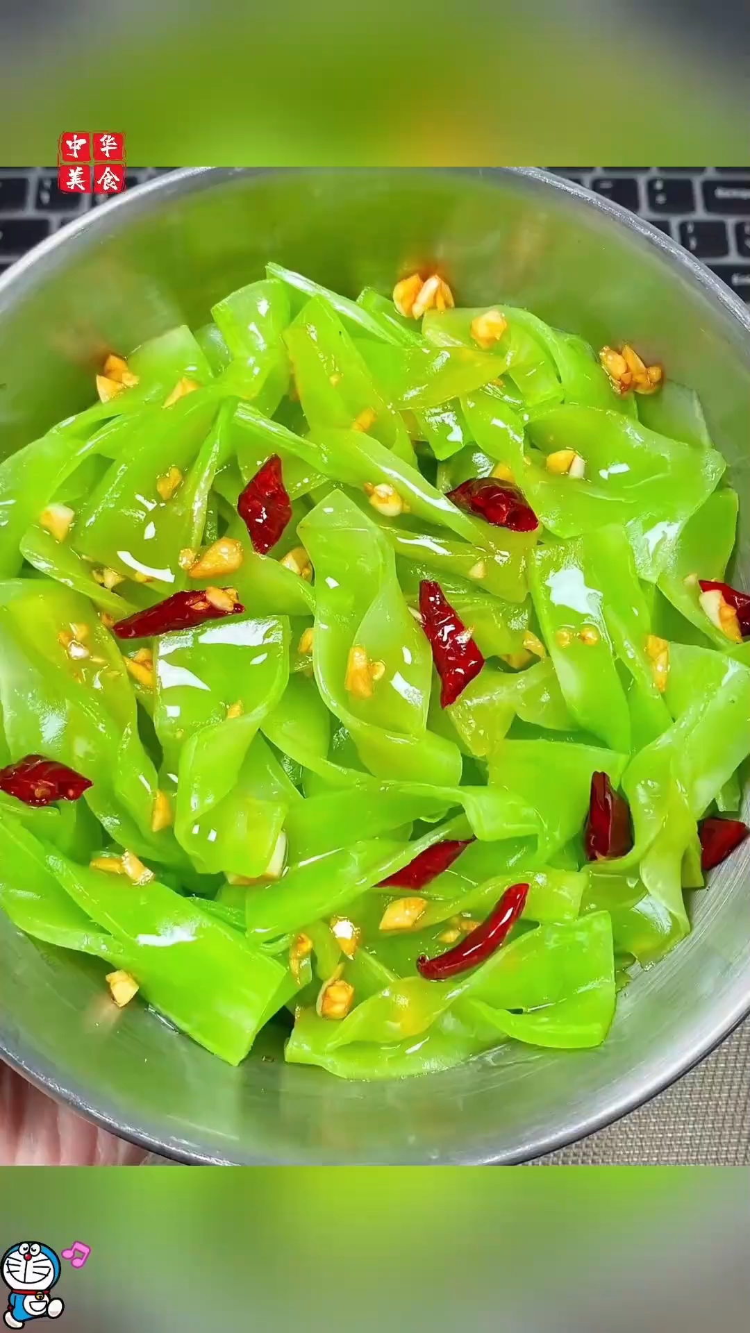 过年餐桌上必备的15种经典凉拌菜！