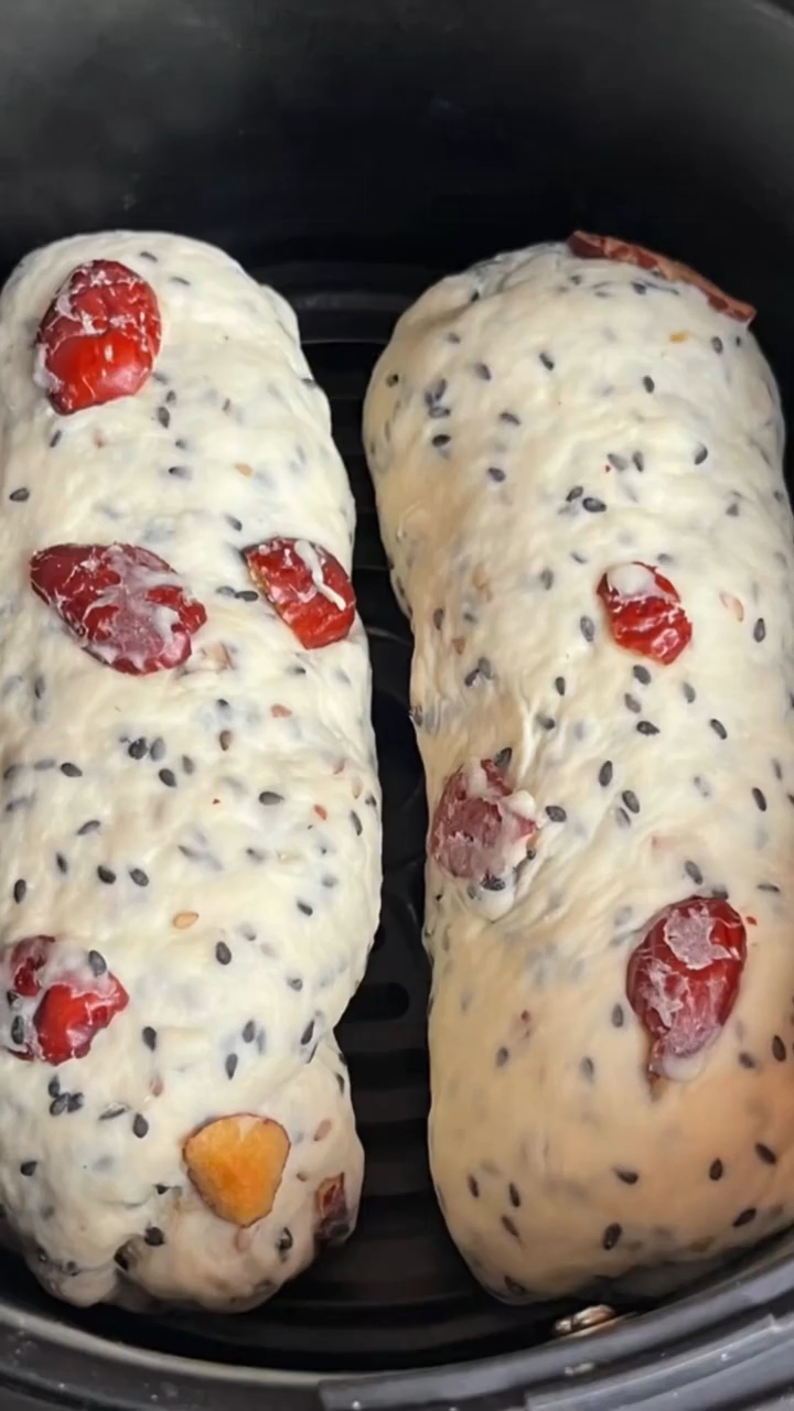 有空气炸锅就能做六种美味面包,松软酥脆不输外面卖!