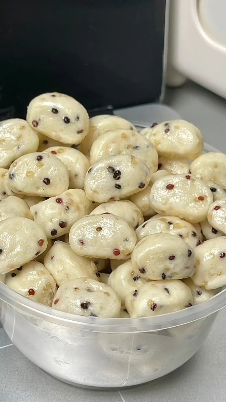 这到底谁发明的，真的绝了！妈妈一定要学会的十种奶香馒头做法！