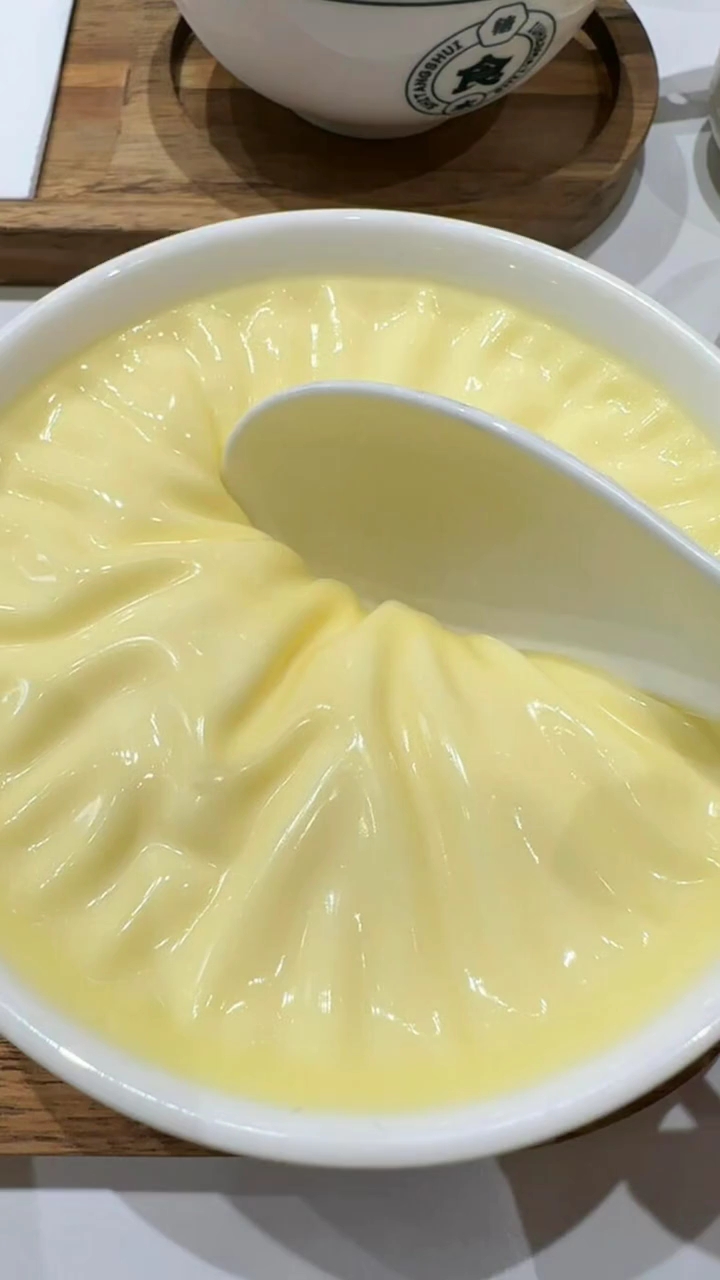 有牛奶就能做的七种自制小甜品简直好吃到停不下来 ！