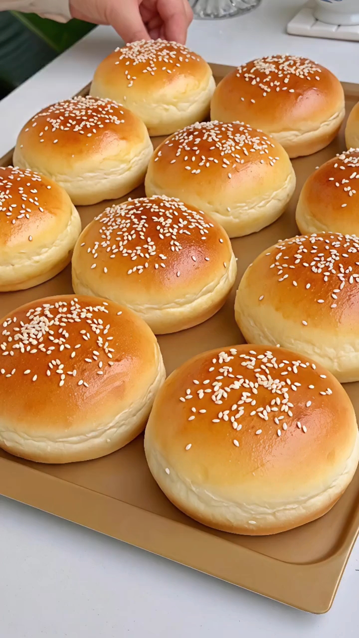 答应我有空气炸锅的都去试试！有空气炸锅就能做的六种美味小蛋糕