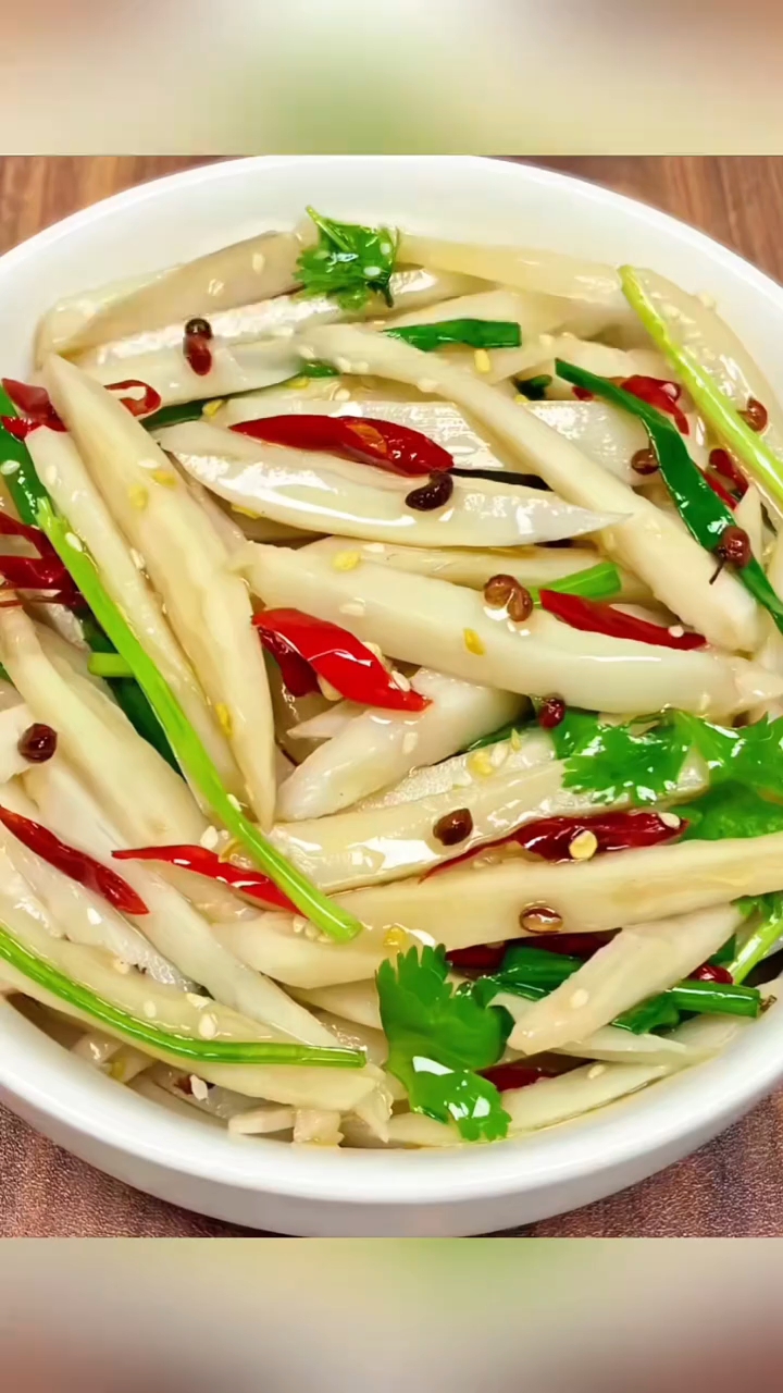 过年餐桌上必备的10道经典凉拌菜做法！