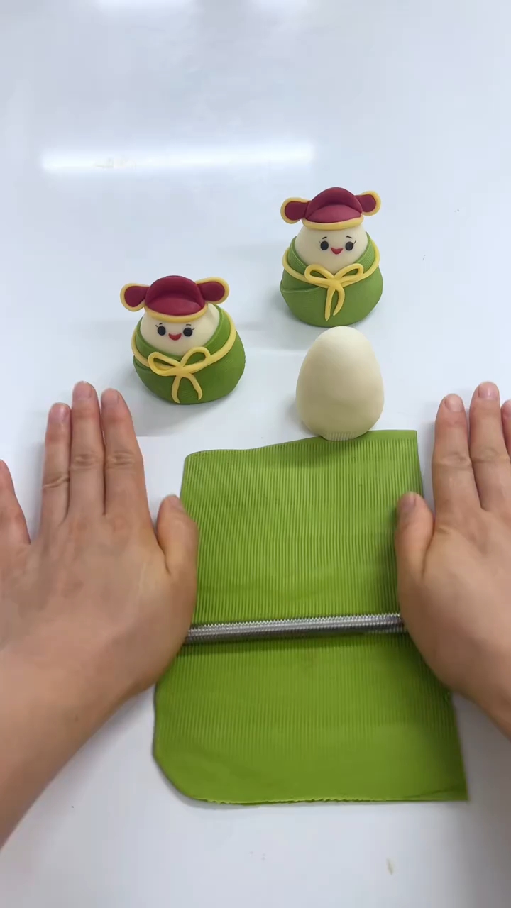 来个粽子状元慢动作手法教程!有喜欢的收藏试试吧!