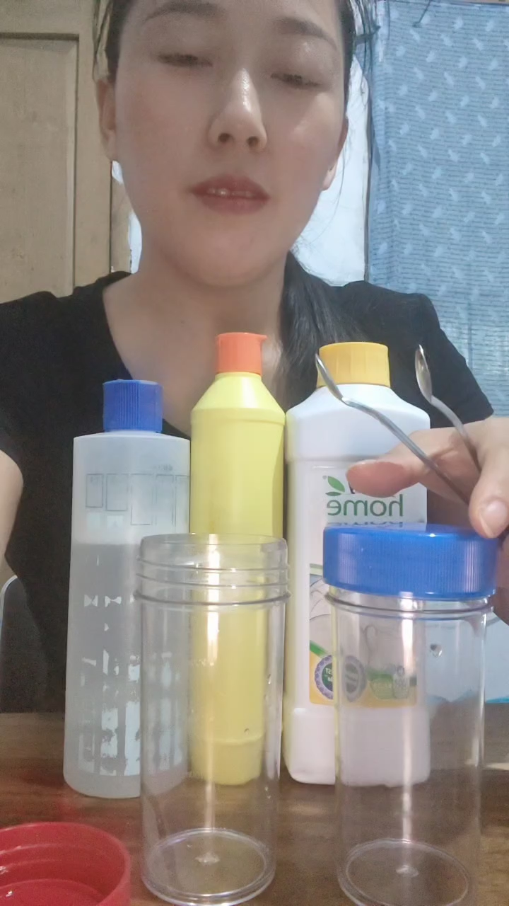 安利浓缩环保洗洁精的产品示范
