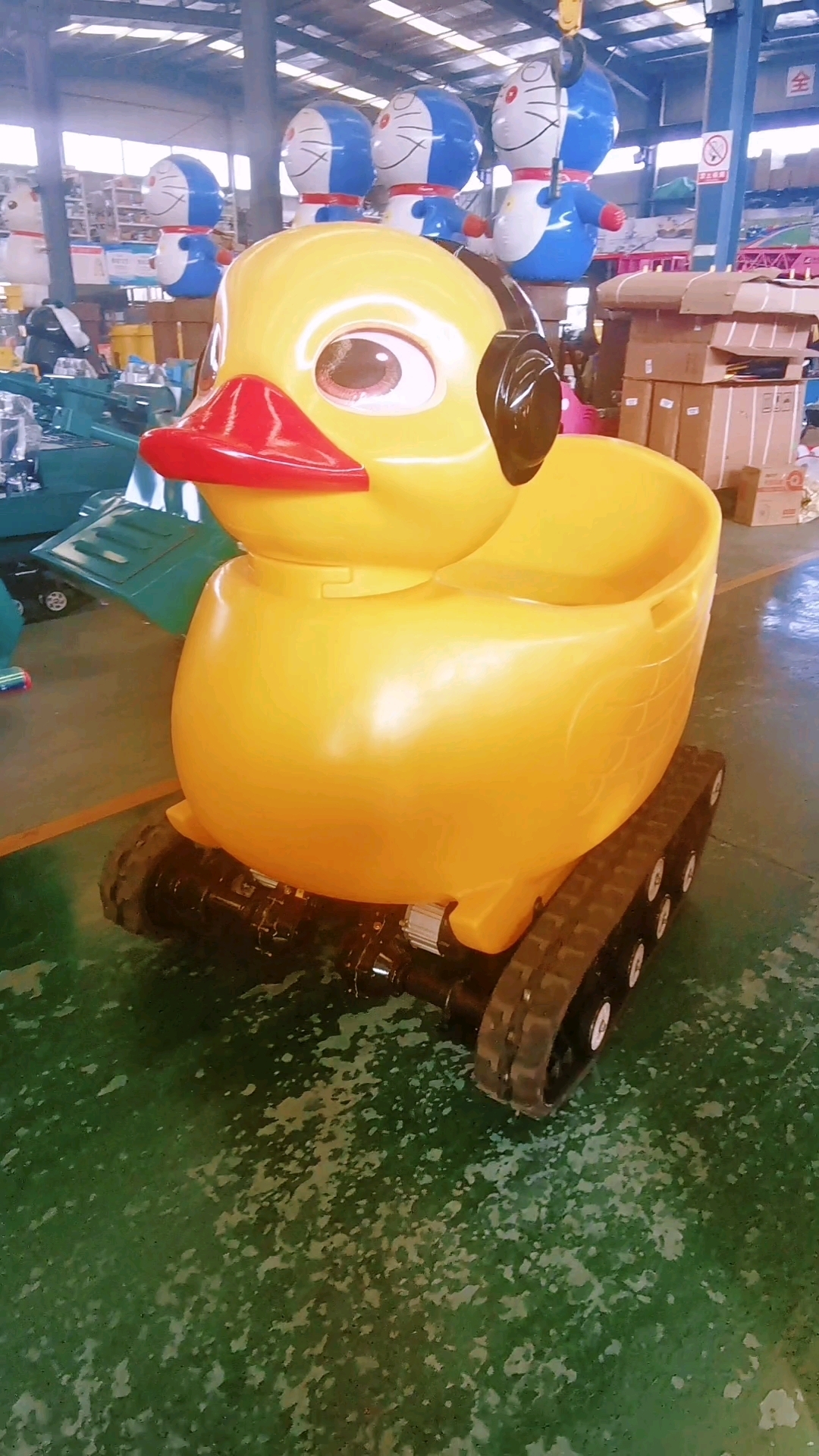 履带大黄鸭,遥控操作,自带音乐播放