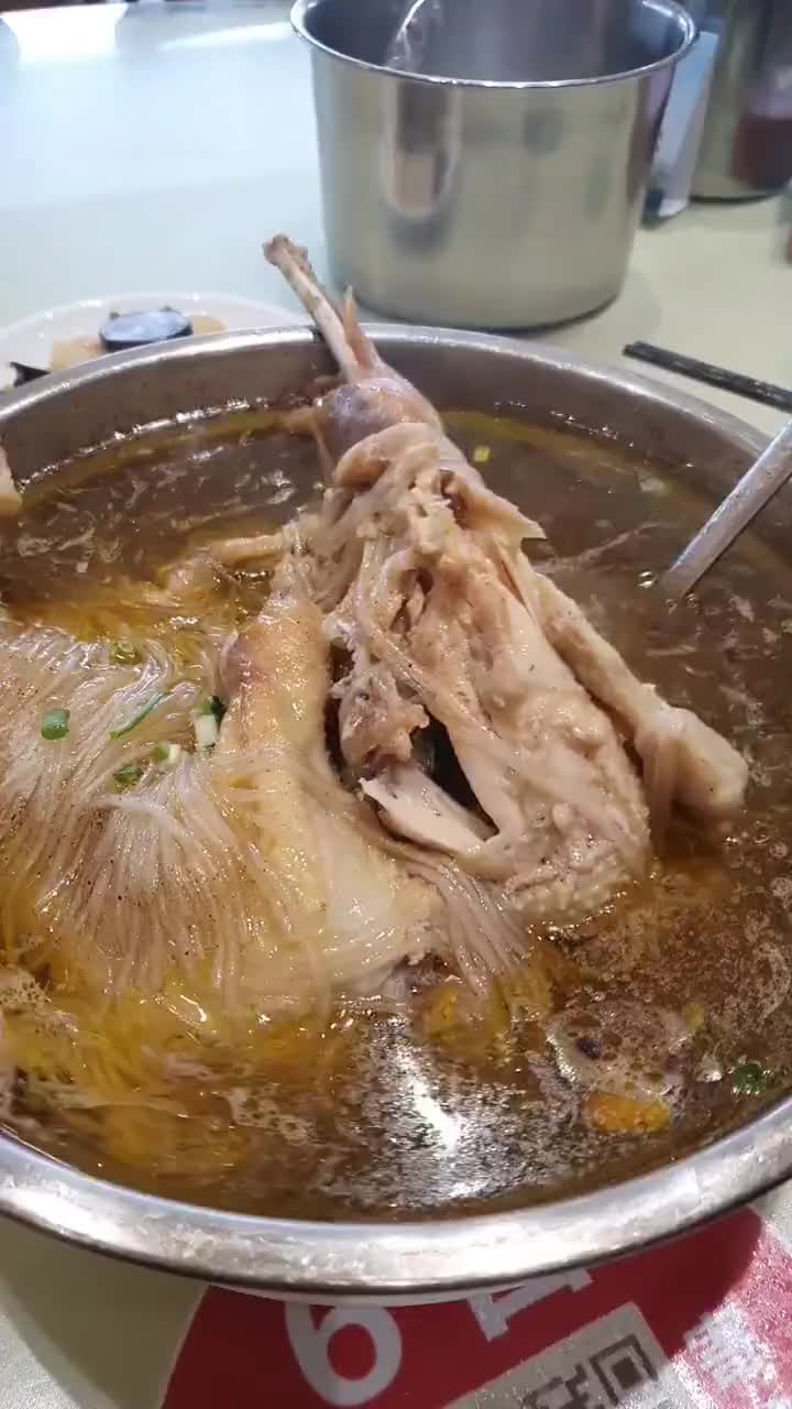 去了三次咸宁才找到我觉得最正宗的贺胜桥土鸡