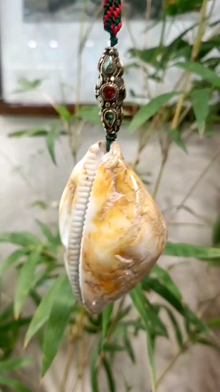 新疆和田籽料鸡骨白手把件