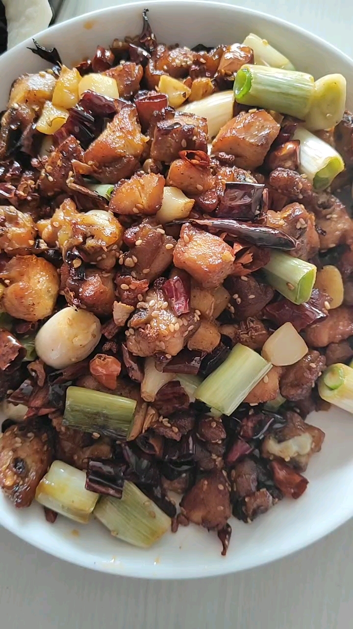 新疆昌吉干煸辣子鸡