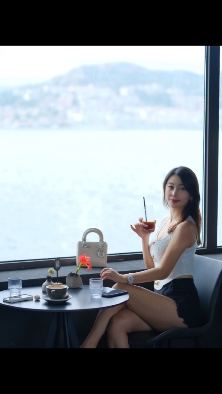 颜值味道在线的下午茶,幸福感全都存存在照片里。