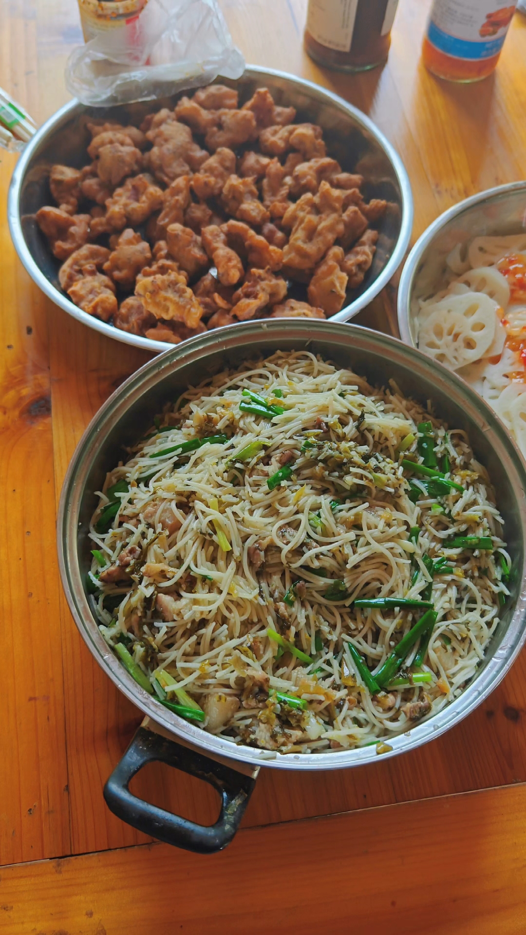 福州美食。家常糟菜炒粉干