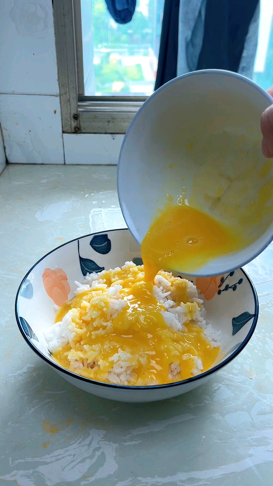 蛋炒饭是先炒蛋还是先炒饭呢？其实很多人都做错了，教你正确做法