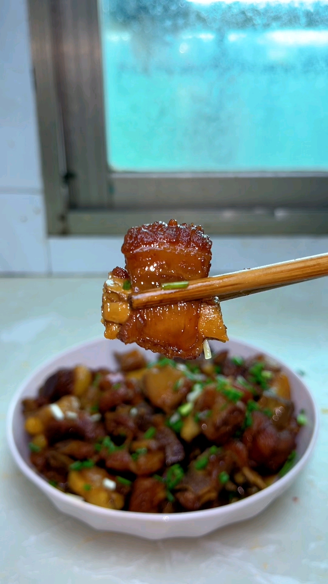 做糖醋排骨不要直接下锅炒，难怪做出来咬不动，教你正确做法！