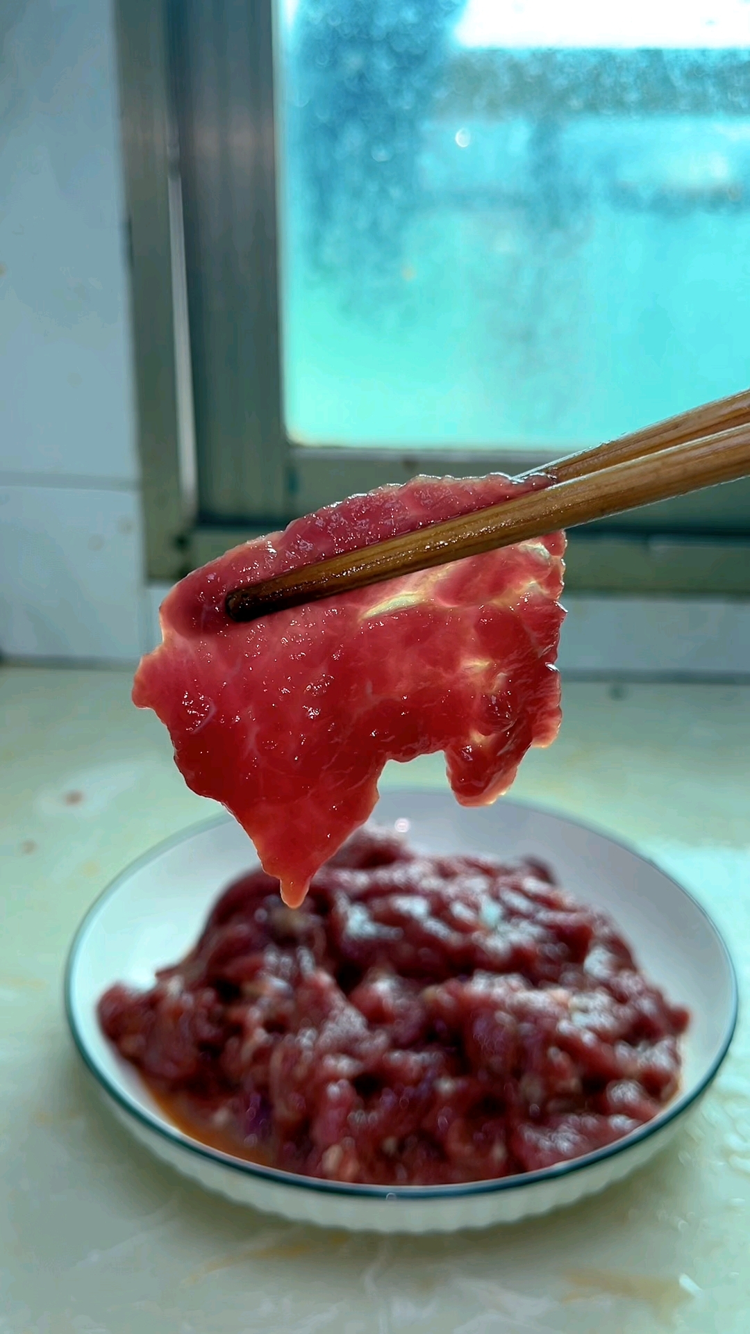 牛肉怎么腌制才嫩呢？教你正确做法，腌好的牛肉鲜嫩爽滑！