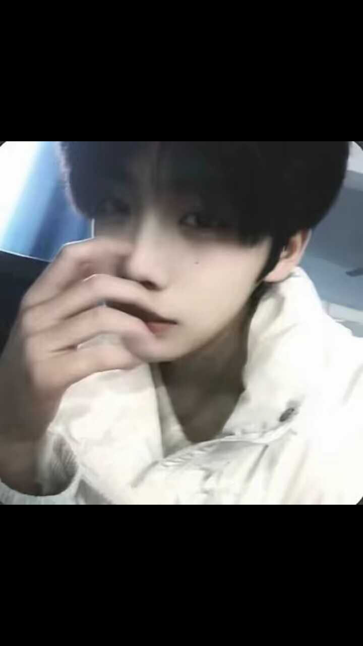 男生头像来咯,有点帅气