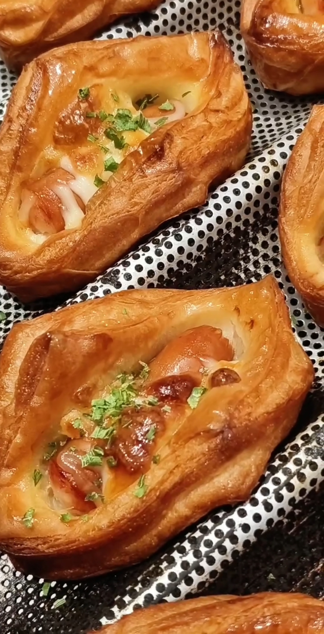 今日份丹麦小热狗面包～咸香酥脆～