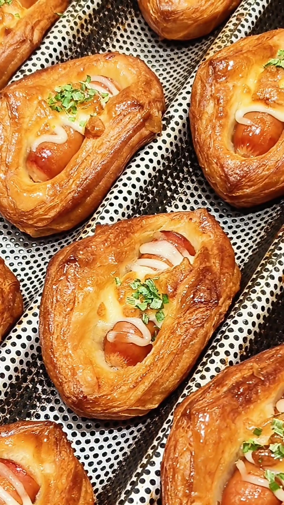 来自丹麦面包—丹麦小热狗的诱惑～小巧精致又好吃～