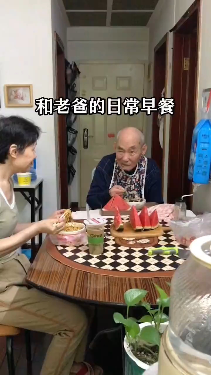  和老爸的日常早餐#记录日常