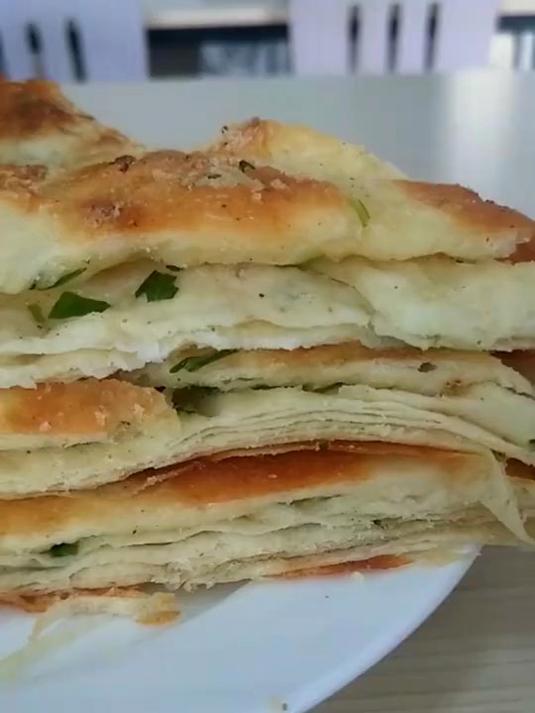 千层葱油饼,闻到了家的味道