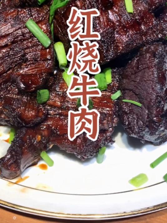 家里自制酸菜，腌制10天左右就可以吃