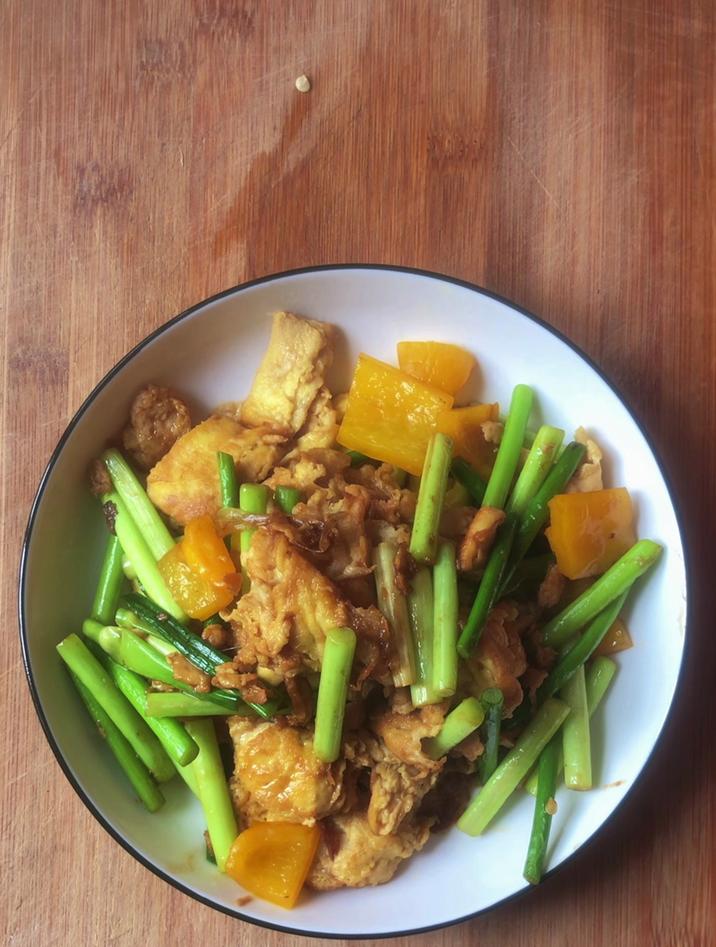 鹅蛋的最佳食用方法，跟我这样炒着吃，简单好吃