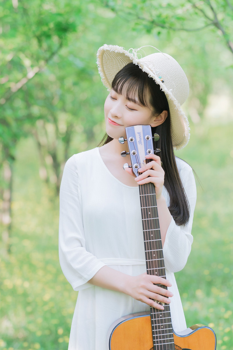 图片[8]-少女的尤克里里-六色网