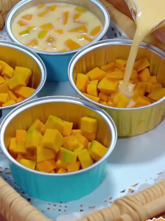 用家里鸡蛋和牛奶给孩子做个小点心，入口即化，快给娃安排上吧