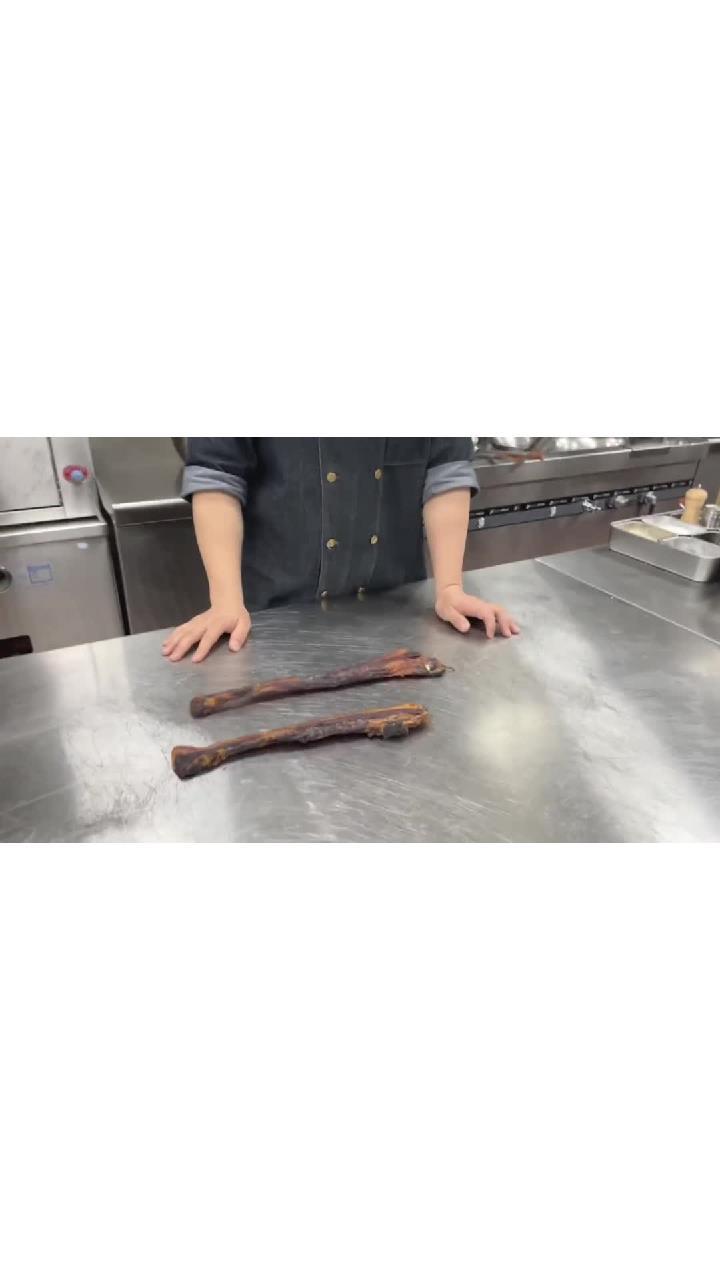 今天客人说要吃正宗广东腊肉煲仔饭,还好我也会做客人反馈