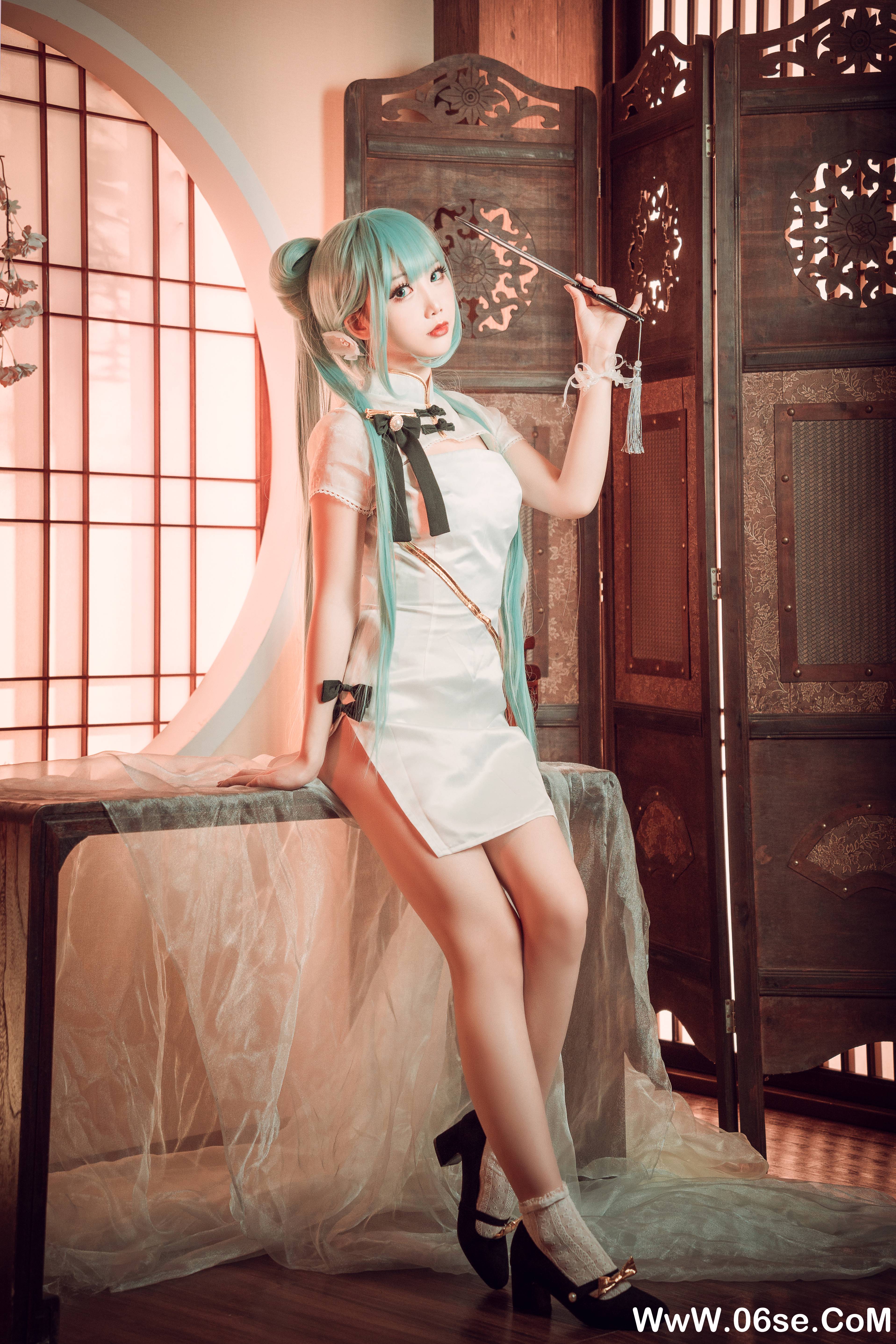 图片[5]-Coser面饼仙儿 NO.097– 初音旗袍[28P514M]-六色网