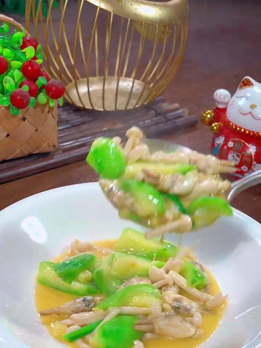 原来丝瓜和蛏子这样搭配可以如此鲜美