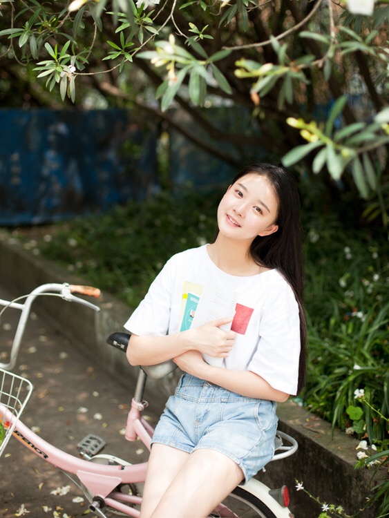 图片[7]-单车少女-六色网