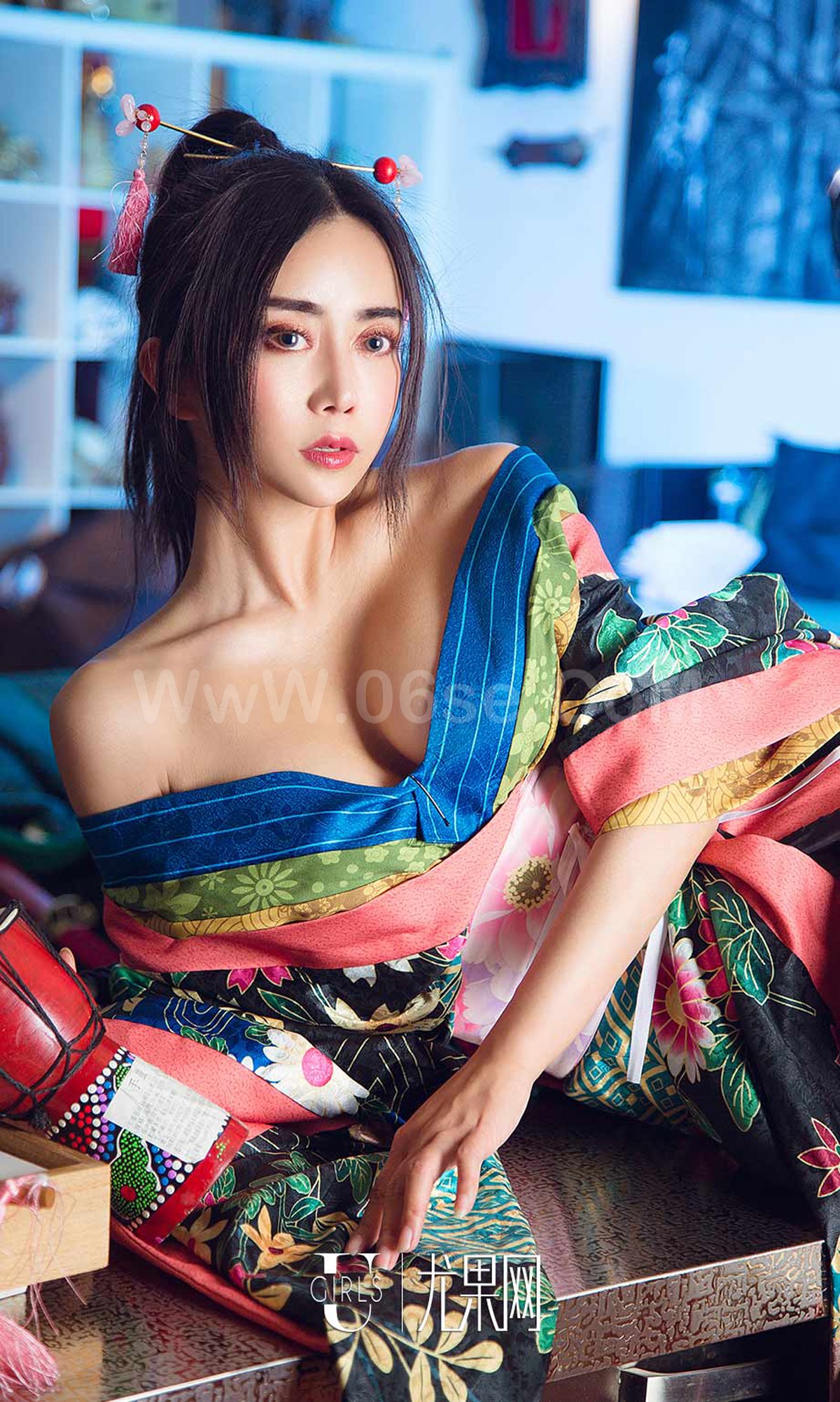 图片[31]-[Ugirls爱尤物] No.1321  Xuan Chen (萱宸) & Jin Zi Lin (金梓林) & 兔子-六色网