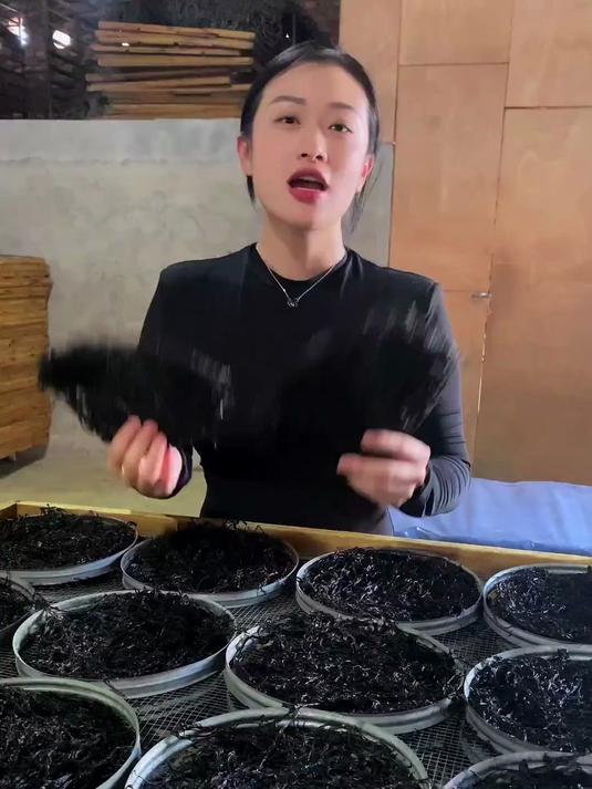 手工烘焙添彩,紫菜融入创意糕点
