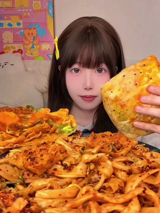 香香鸡排煎饼果子和凉皮牛筋面双拼