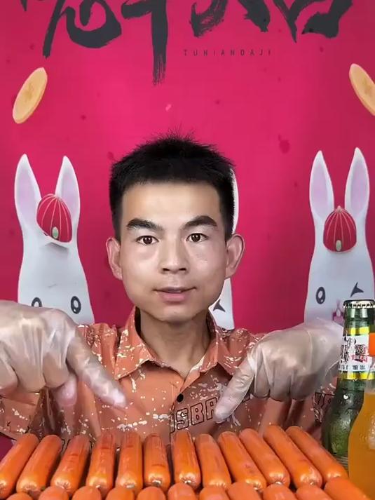 吃货界第一狠人挑战香肠派对,看看能吃多少