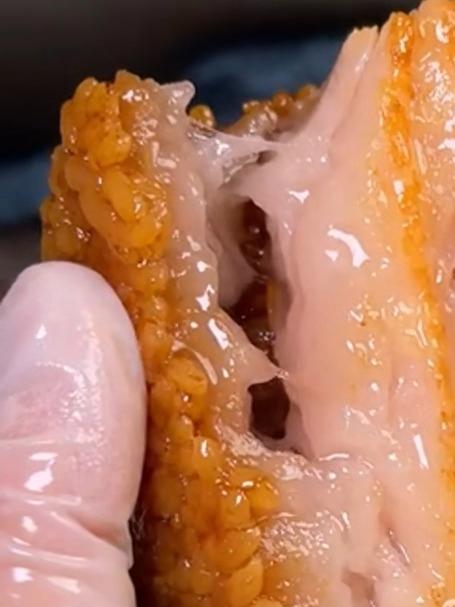 《用传统手法,包出美味嘉兴大肉粽,解锁制作秘籍》