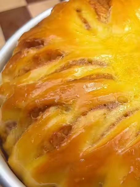 只要碗和面，不用烤箱，就能做成拉丝的大面包，大人小孩都爱吃