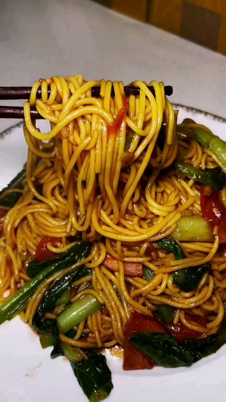 炒玉米面条,太香了