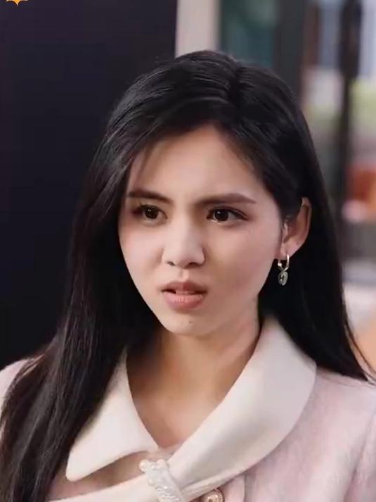 我们第一次见面在哪里，还好我看过所有监控