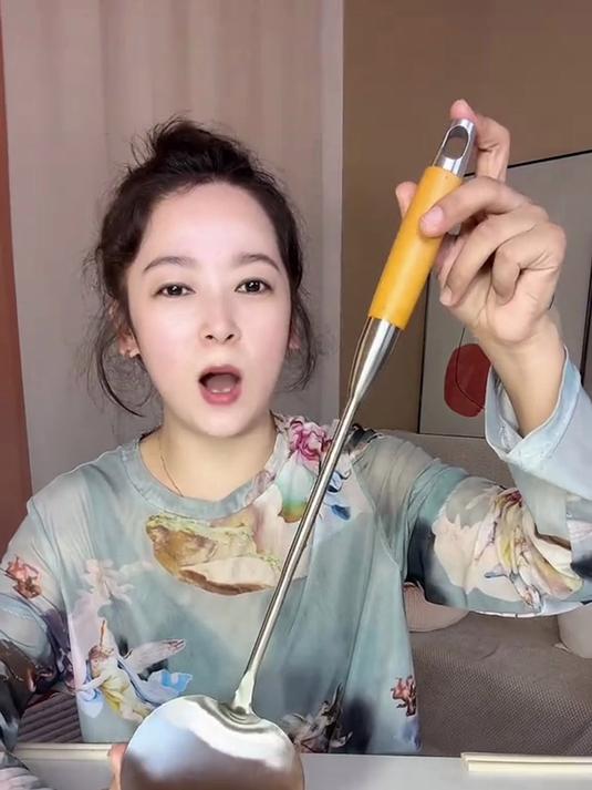 加厚不锈钢炒勺厨师专用木柄把炒菜勺子家用加长实木锅勺铲子套装