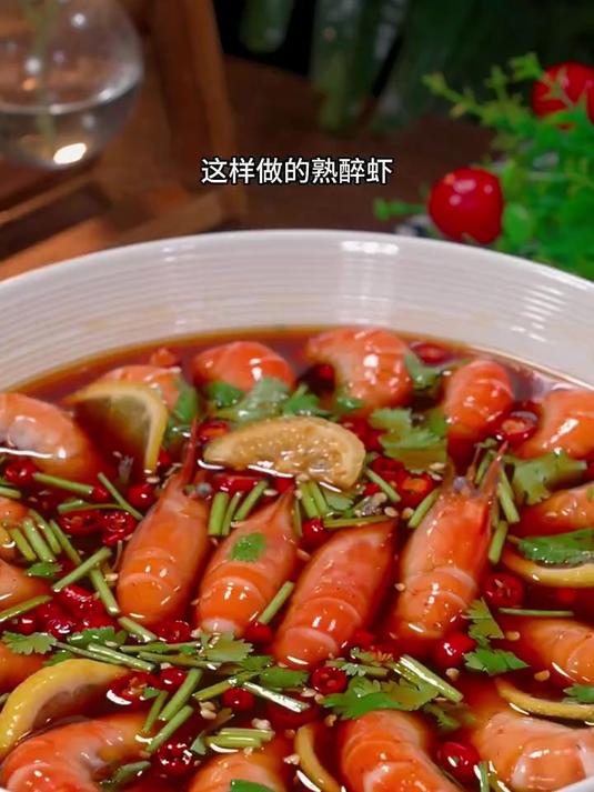 又到了吃罗氏虾的季节,今天尝试了新吃法